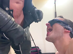 LEATHER MASTER DOMINATES TWINK- BRETT TYLER AND DAREK KRAFT