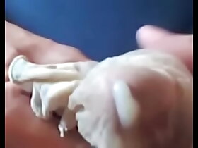 Innovative wanking technique!