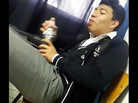 mr paco grabado haciendo cosas indebidas en salón de clases 18