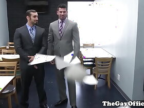 Gaysex suits jizz after giving horny advice