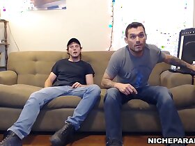 NICHE PARADE - Str8 Guys Caught Jerking Off On Spycam