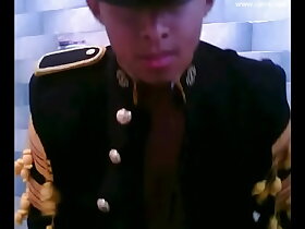 Mexicano chacal militar presume el uniforme Mexican soldier naked and uniform